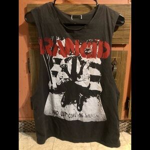RANCID low cut side HANDMADE woman’s tank top! DIY ☠️🖤